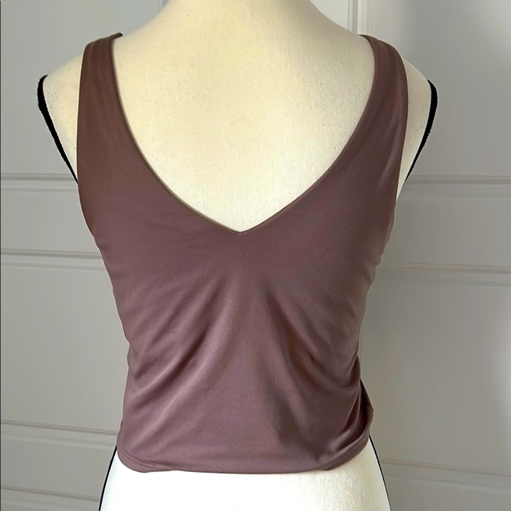 All in Motion Pink/Brown Mauve Fitted Crop Athletic Tank Top - Picture 3 of 8